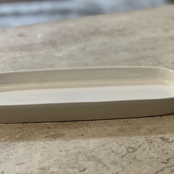 Rae Dunn “Bee” Collection 4 Piece Set. Cream, Sweet, Honey and Plate - Picture 6 of 10